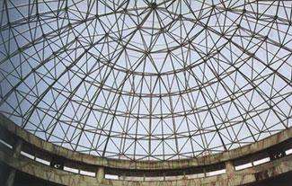 广丰县铝镁锰板屋面网架在设计时要注意哪些细节